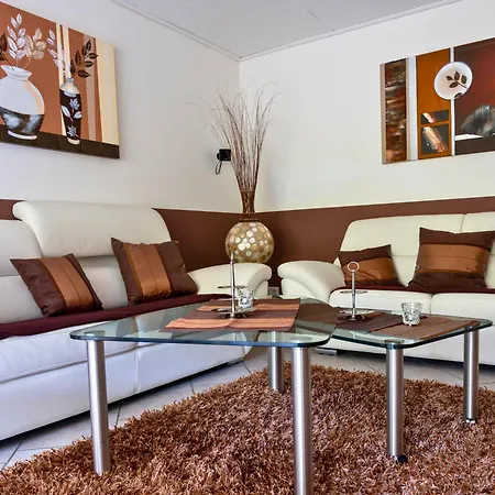 Διαμέρισμα Eifelruhe 4 - Ideal Fuer Familien, Gruppen Und Hunde Hellenthal